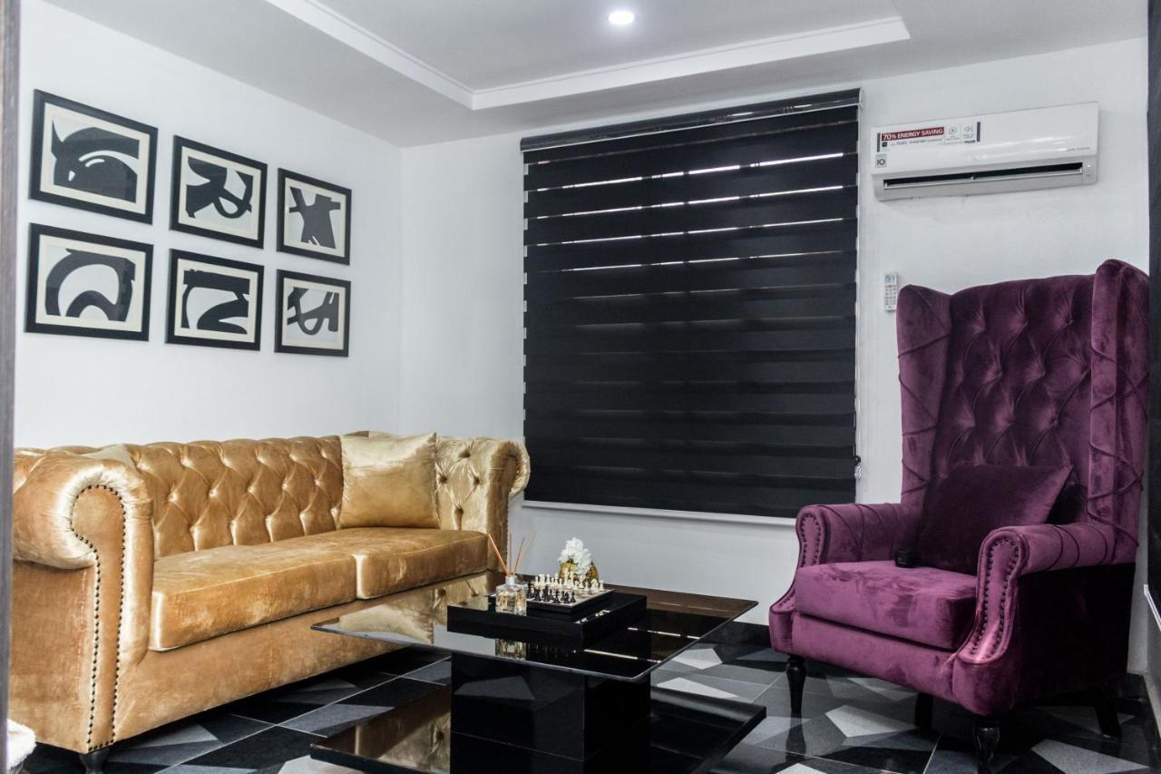 247 Luxury Hotel Lekki Luaran gambar